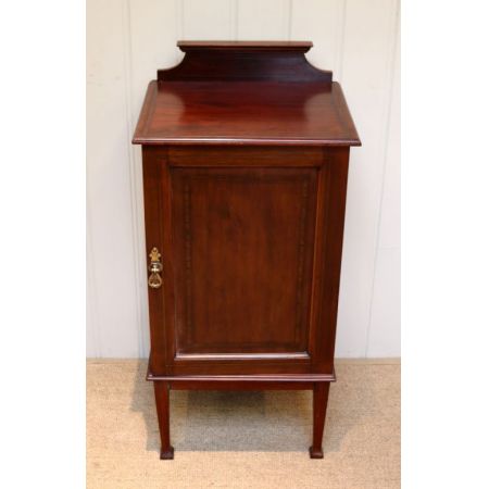 Edwardianischer antiker Mahagoninachttisch, von 1910