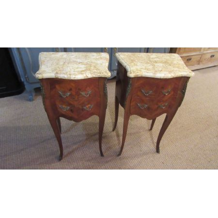Ein Paar französische Marmor Nachttische Massivholz antik ca 1920