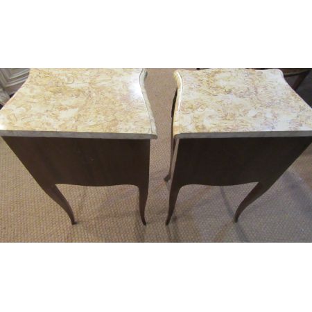 Ein Paar französische Marmor Nachttische Massivholz antik ca 1920