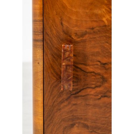 Antikes Paar Art-Déco-Walnussnachttische , um 1930