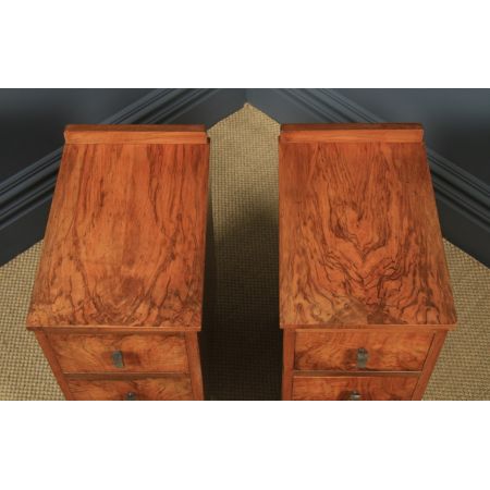 antikes englisches Paar  Art-Déco Nachttische aus Walnussholz  (um 1930)