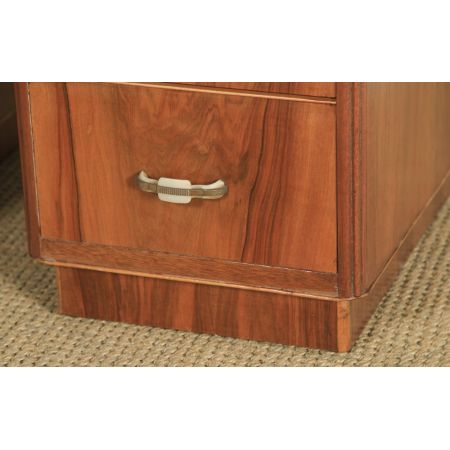 antikes englisches Paar Art-Déco Walnussnachttische (um 1930)