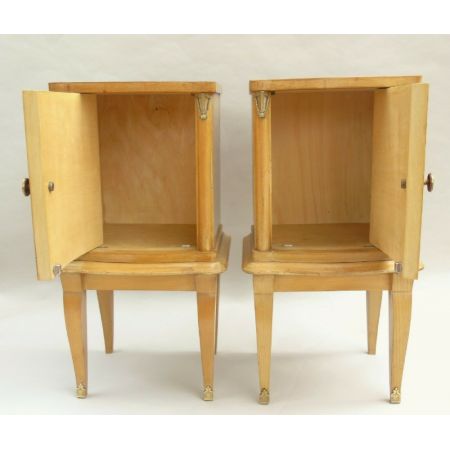 Hochwertige antike Art-Déco-Nachttische mit Diamantgittereinlage, um  1930