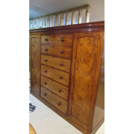 antiker viktorianischer Mahagonikleiderschrank , "Dwarf Wardrobe"