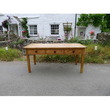 Klasischer Massivholz Esstisch antik ca 1850