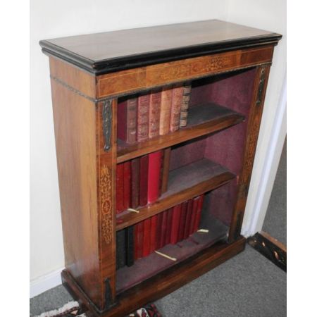 Antiker Nussbaum offener Bücherschrank 