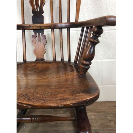 Massivholz Schaukelstuhl Esche und Ulme antik 19. Jahrhundert