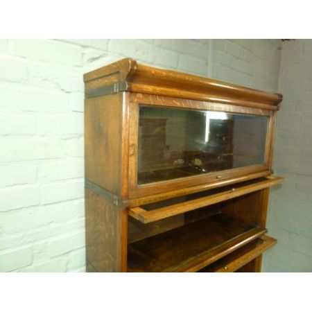 Globe Wernicke Eichen Bücherschrank mit verglasten Türen Massivholz antik ca 1900