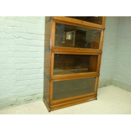 Globe Wernicke Eichen Bücherschrank mit verglasten Türen Massivholz antik ca 1900