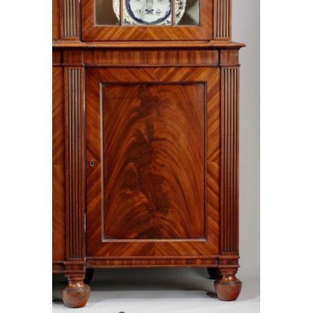 Antiker kleiner Breakfront-Mahagonibücherschrank aus der Regencyzeit, 1815