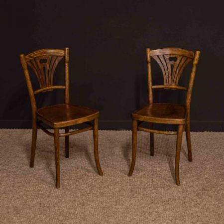 Paar antiker Thonet Bugholzstühle, 1920 