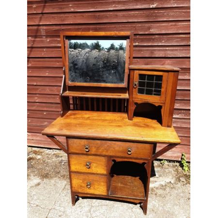 Antiker spätviktorianischer Schminktisch mit Spiegel im "liberty's style" von 1890