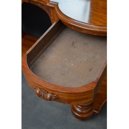 Antiker viktorianischer "Duchess" Mahagonischminktisch, ca 1870