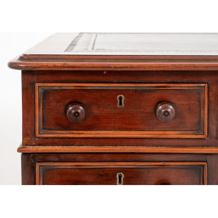 Antiker viktorianischer Mahagonischreibtisch, Pedestal Desk aus 1860