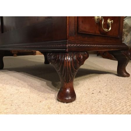 Antiker edwardianischer Pedestal Desk Mahagonischreibtisch im Chippendale-Stil 