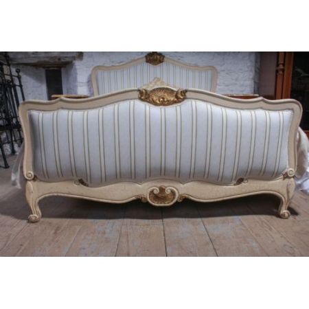 Antikes neu gepolstertes französisches Doppelbett von 1920 