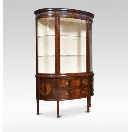 Antike Bowfront Mahagonivitrine von 1910