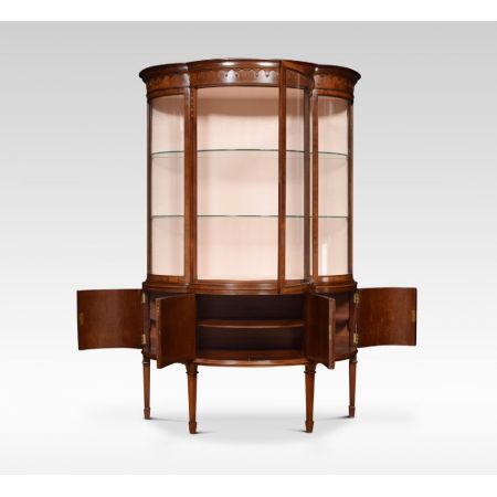 Antike Bowfront Mahagonivitrine von 1900