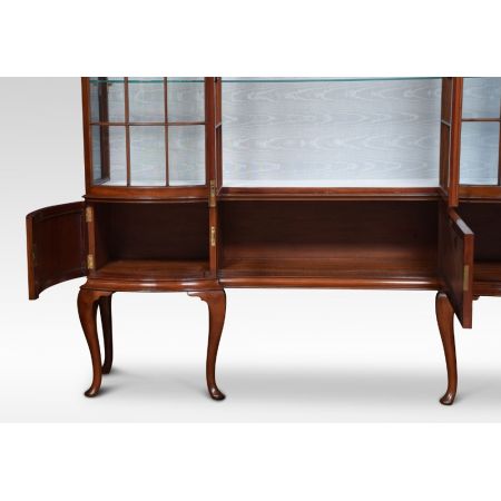 Antike Mahagonivitrine von 1910