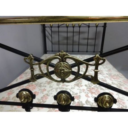 Antikes viktorianisches Bett aus Messing und Eisen von 1880