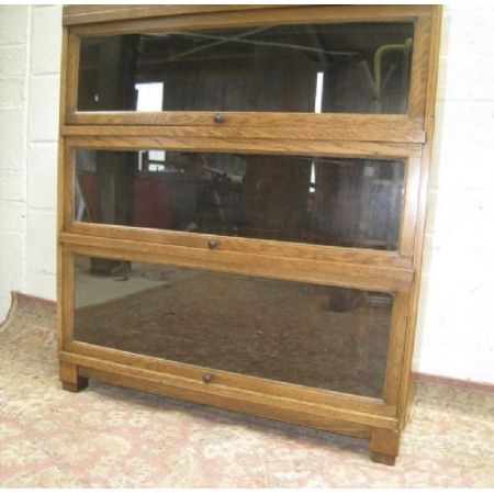 Antikes Globe Wernicke Eichentbücherschrank von 1930