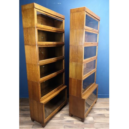 Paar antiker Art Déco Globe Wernicke Eichenbücherschränke, Barristers Bookcase von 1930