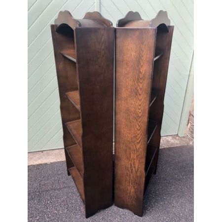 Ein Paar Eichen Bücherregale Massivholz antik ca 1910