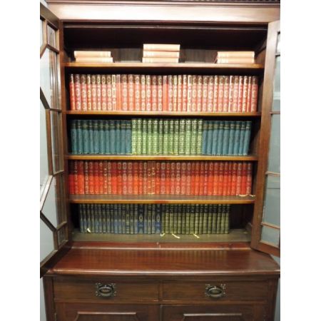 Mahagoni Bücherschrank verglast Massivholz antik ca 1890