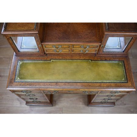 Antiker Viktorianischer Amboyna Podest Schreibtisch aus Massivholz ca 1880