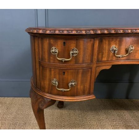 Paar edwardianische Mahagoni Schreibtische Massivholz antik ca 1900