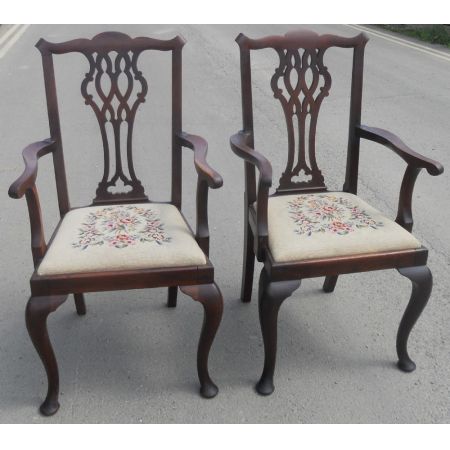 Paar Chippendale Mahagoni Stühle Massivholz antik ca 1920