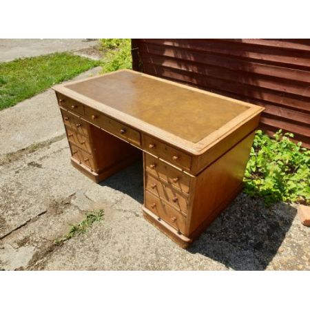 Viktorianischer Eichen Schreibtisch Massivholz antik ca 1880