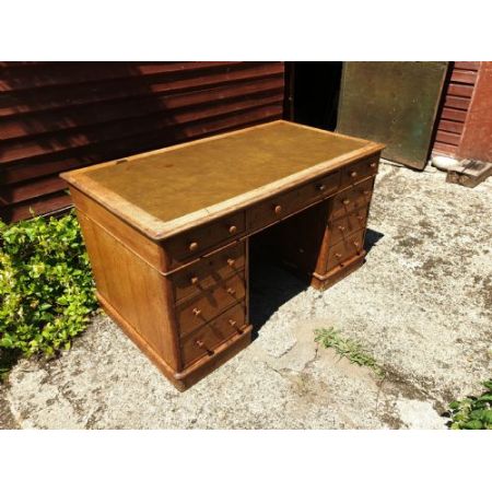 Viktorianischer Eichen Schreibtisch Massivholz antik ca 1880