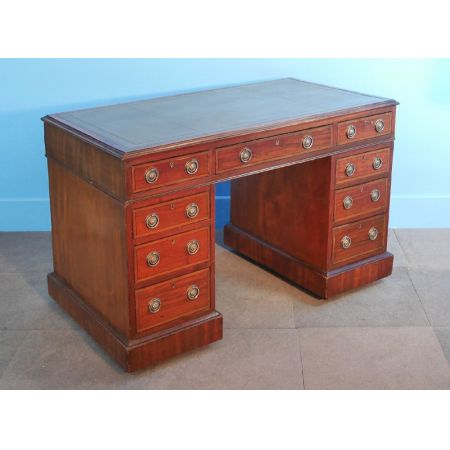 Viktorianischer Mahagoni Schreibtisch Massivholz antik ca 1840