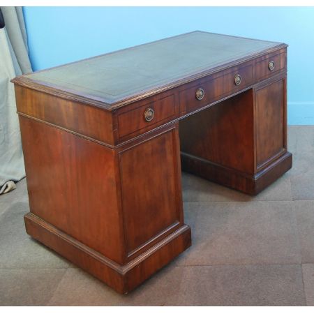 Viktorianischer Mahagoni Schreibtisch Massivholz antik ca 1840