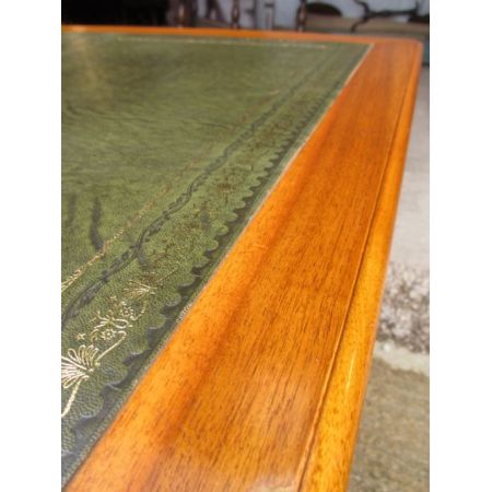 Nussbaum Schreibtisch Massivholz antik ca 1930