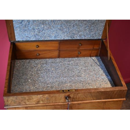 Viktorianischer Nussbaum Davenport Massivholz antik ca 1850