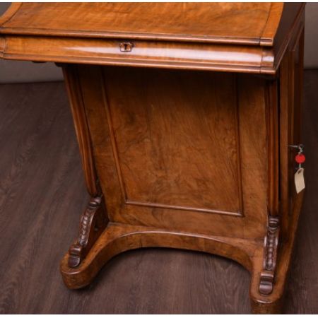 Viktorianischer Nussbaum Davenport Massivholz antik ca 1870