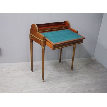 Viktorianisches Mahagoni Bureau de Dame Massivholz antik ca 1880