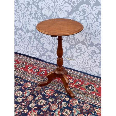 Antiker viktorianischer Weintisch aus Mahagoni