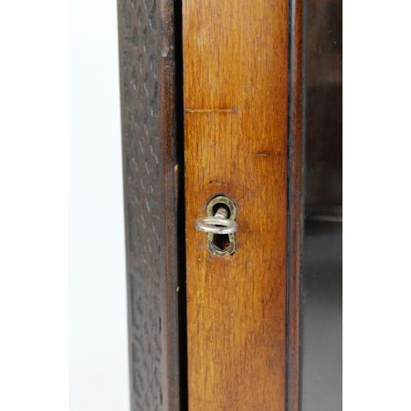 antiker Eckschrank aus Mahagoni Massivholz 1905