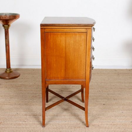 antiker Musikschrank Mahagoni Massivholz 20. Jahrhundert