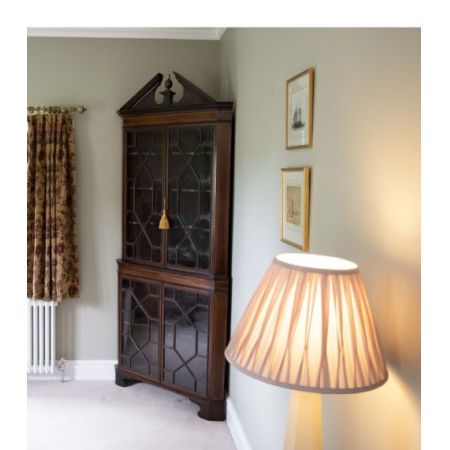 antiker Eckschrank Mahagoni Massivholz edwardianisch