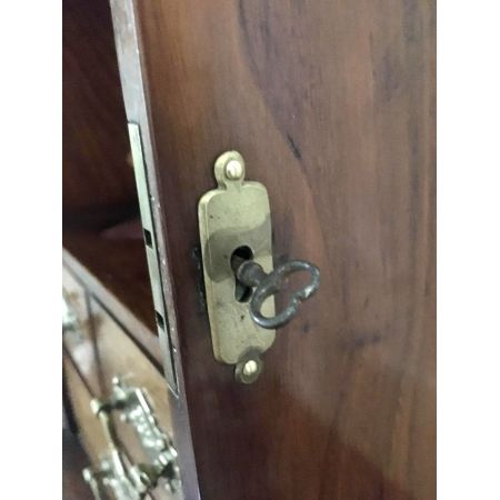 Smokers cabinet aus Eichenholz