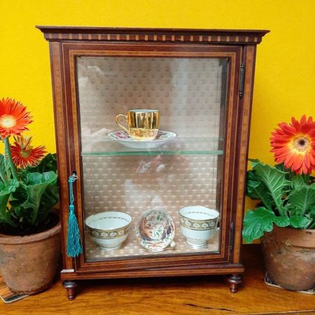 Viktorianische Tischvitrine aus Mahagoni