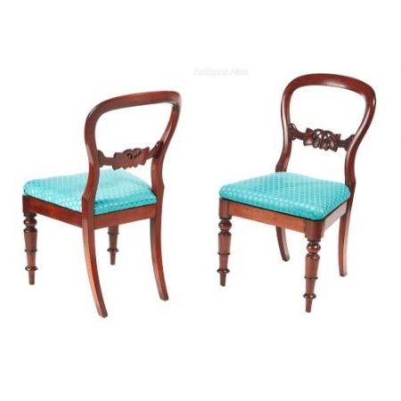 antiker Satz von vier viktorianischen Ballon-Esszimmerstühlen Mahagoni Massivholz