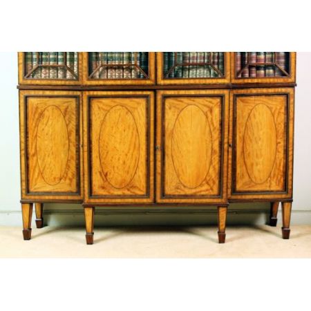 Antiker Breakfront-Bücherschrank aus massivem Buchsbaum- und Ebenholz