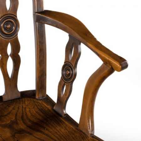 Ein attraktives, zueinander passendes Set aus sechs Thames Valley Eibenstühlen, ca. 1800