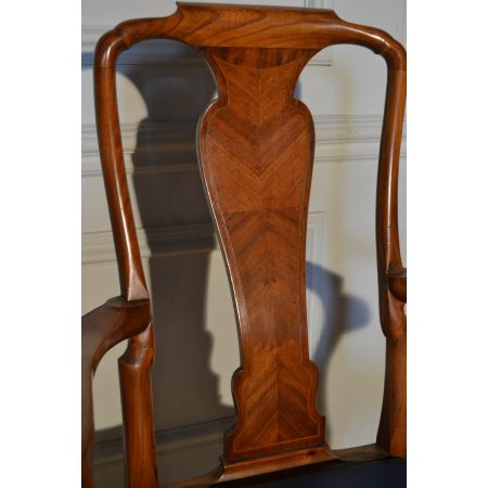 Set aus 10 dekorativen Esszimmerstühlen im Queen Anne Stil in fantastischem Zustand, ca. 1880