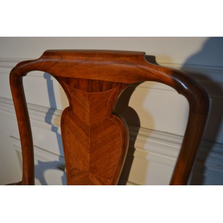 Set aus 10 dekorativen Esszimmerstühlen im Queen Anne Stil in fantastischem Zustand, ca. 1880